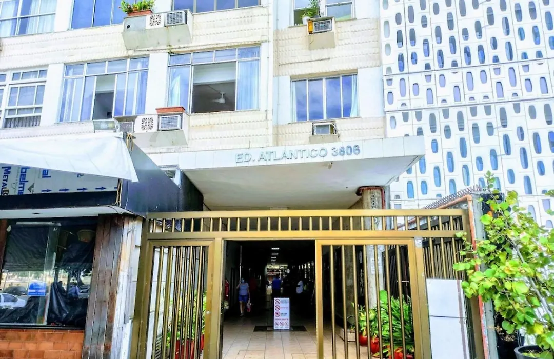 Beira mar em Copacabana Studio moderno Av Atlântica-1